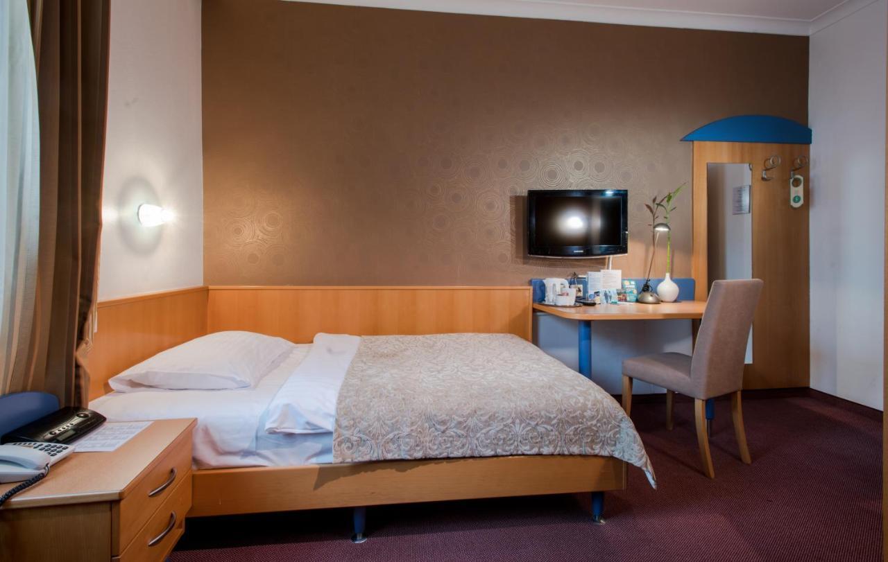 Hotel Geyer Klagenfurt am Woerthersee Ngoại thất bức ảnh