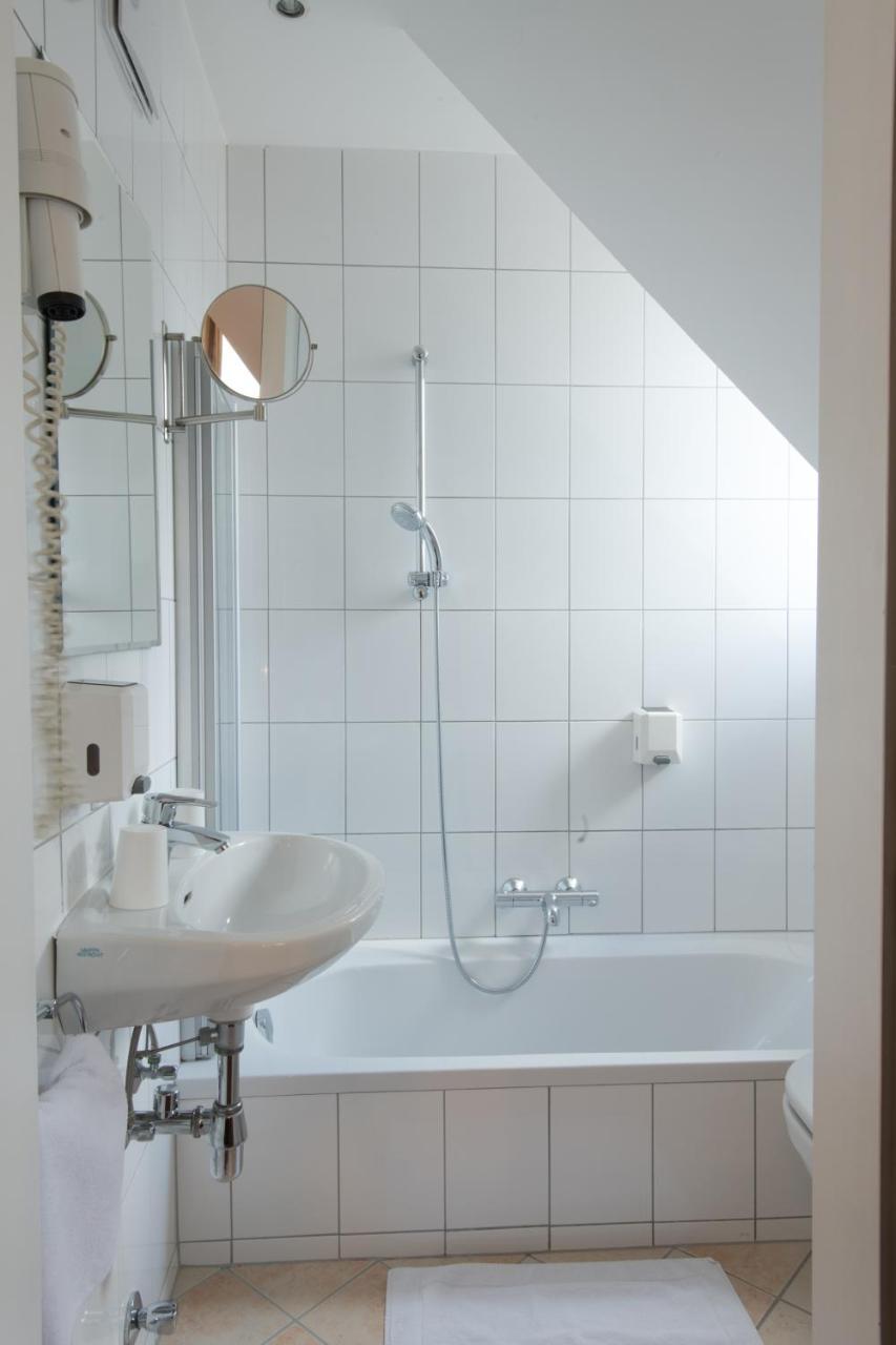 Hotel Geyer Klagenfurt am Woerthersee Ngoại thất bức ảnh